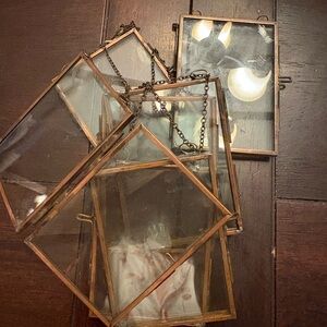 Hearth and hand ornament Bronze Hanging Frames